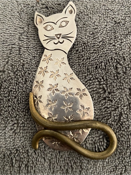 Jewelry - Vintage sterling silver Brooch Cat Taxco Brass tail cat Brooch 925 Mexico